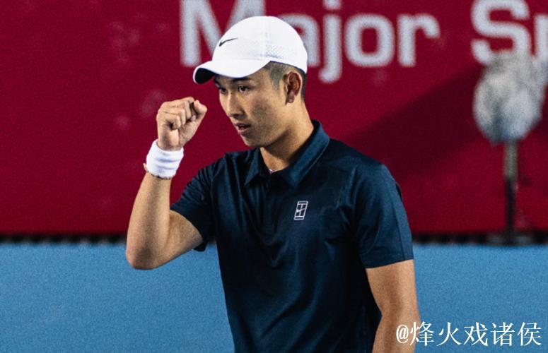 商竣程直落两盘击败索内戈 挺进香港网球公开赛八强