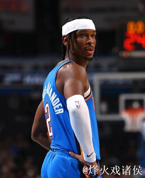 亚历山大狂轰40分雷霆12连胜势不可挡 灰熊击败太阳致其吞3连败